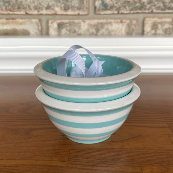 NEW, Authentic, Set of 2 Teal Striped TERRAMOTO Mini Pinch Bowls. - Picture 4 of 4